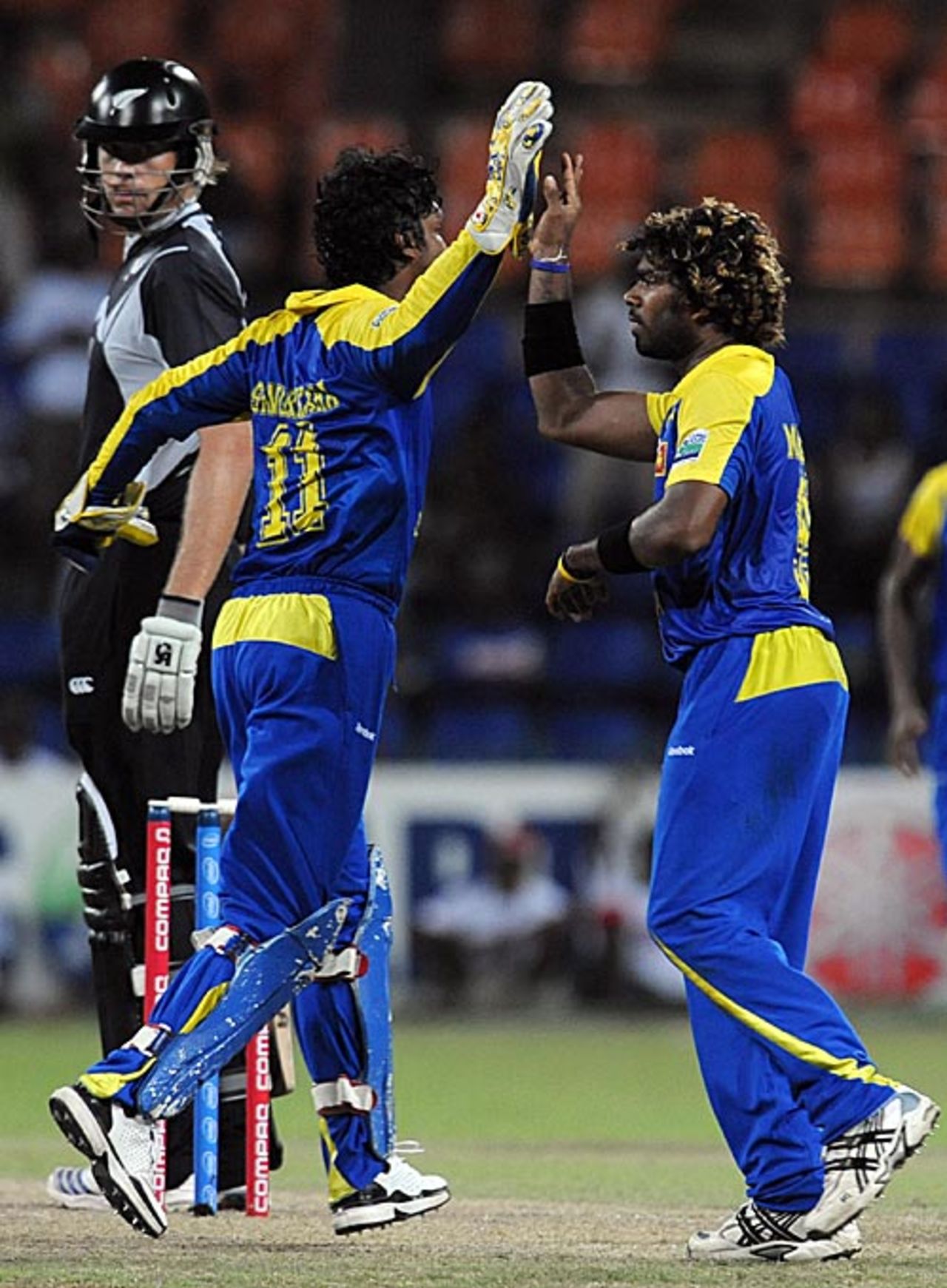 Jacob Oram was caught by Kumar Sangakkara off Lasith Malinga, Sri Lanka v New Zealand, 1st match, Compaq Cup, Colombo, September 8, 2009