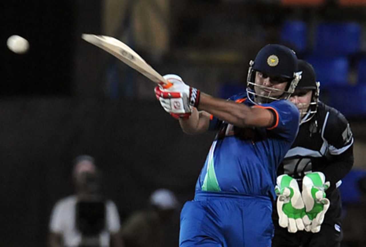 Suresh Raina pulls on his way to an unbeaten 45, India v New Zealand, 2nd match, Compaq Cup, Colombo, September 11, 2009