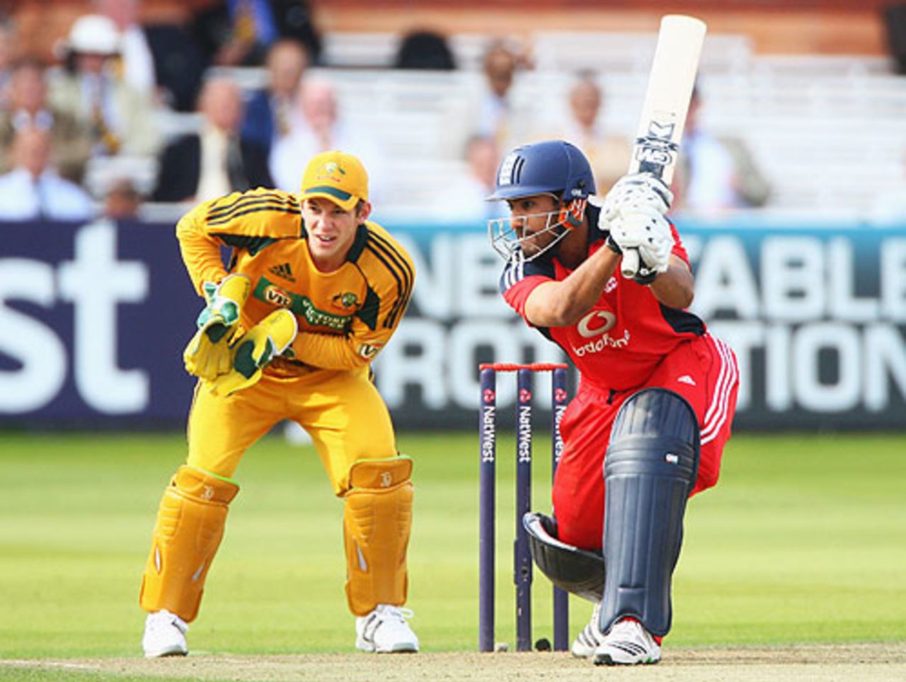 Ravi Bopara drives through the covers, England v Australia, 4th ODI, Lord's, September 12, 2009