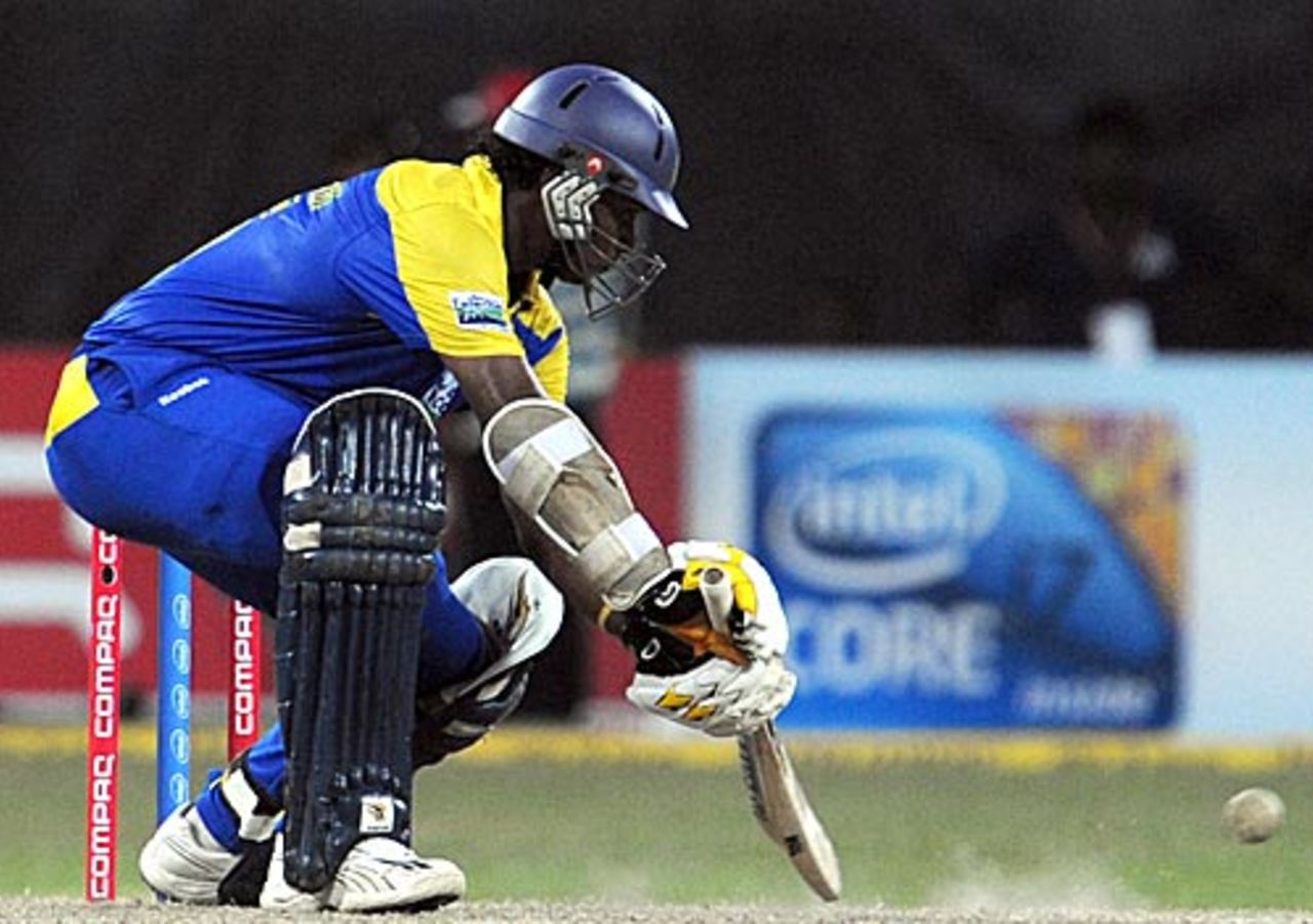 Thilina Kandamby steers one behind point, Sri Lanka v India, Compaq Cup, 3rd match, Colombo, September 12, 2009