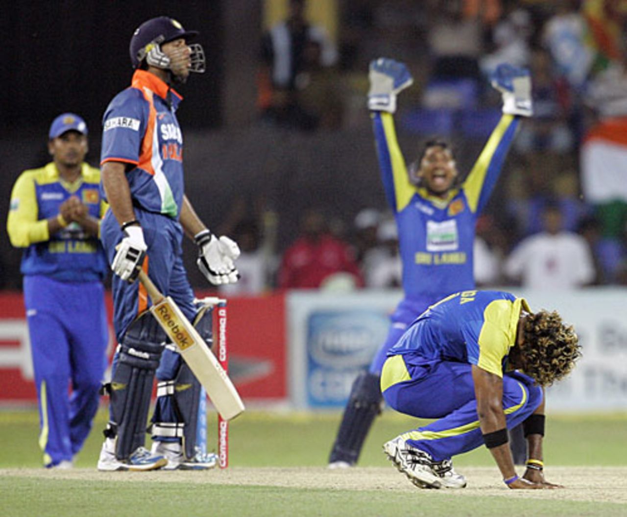 Lasith Malinga is disappointed after an appeal for Yuvraj Singh's wicket is turned down, Sri Lanka v India, Compaq Cup, 3rd match, Colombo, September 12, 2009
