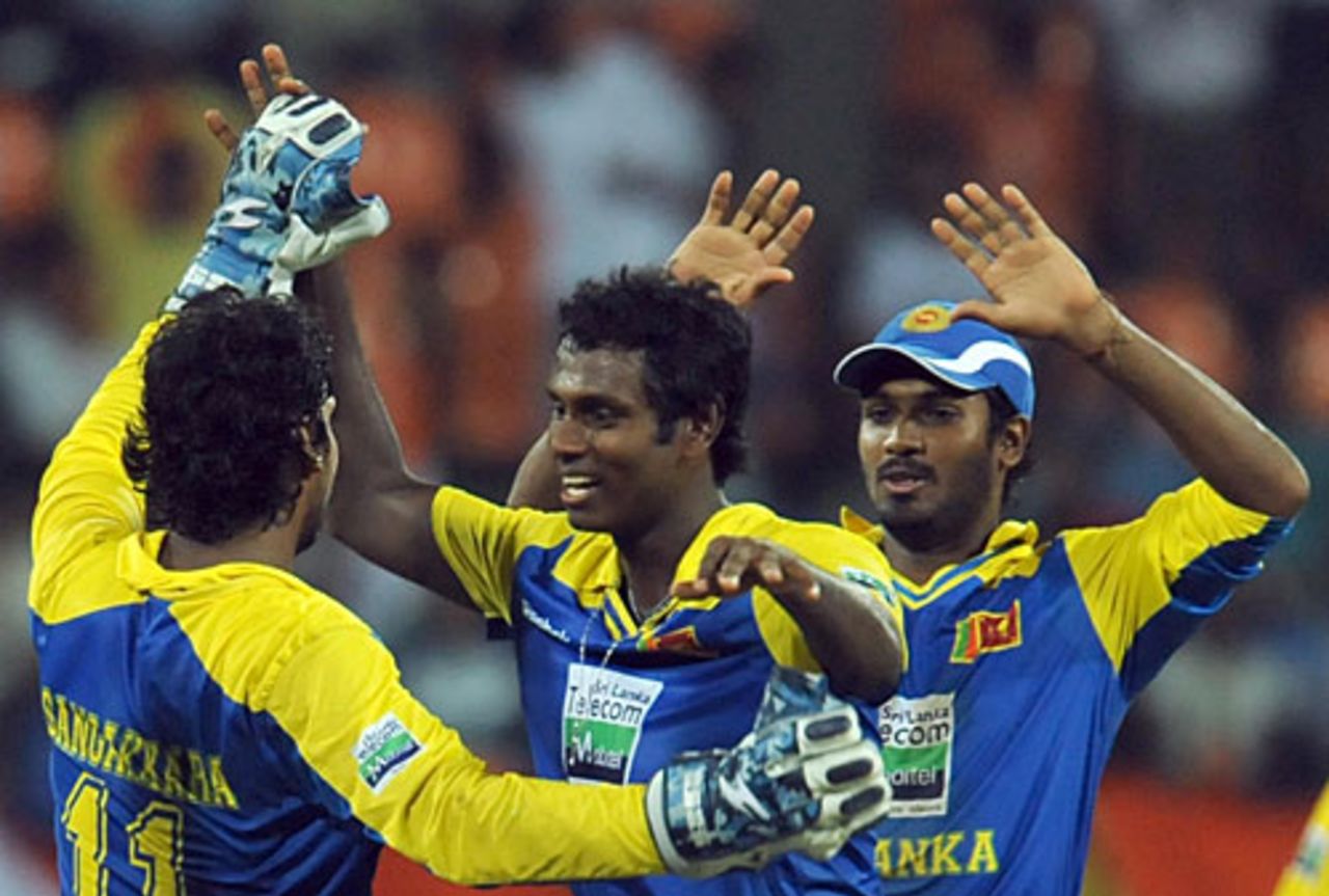 Angelo Mathews celebrates a wicket, Sri Lanka v India, Compaq Cup, 3rd match, Colombo, September 12, 2009