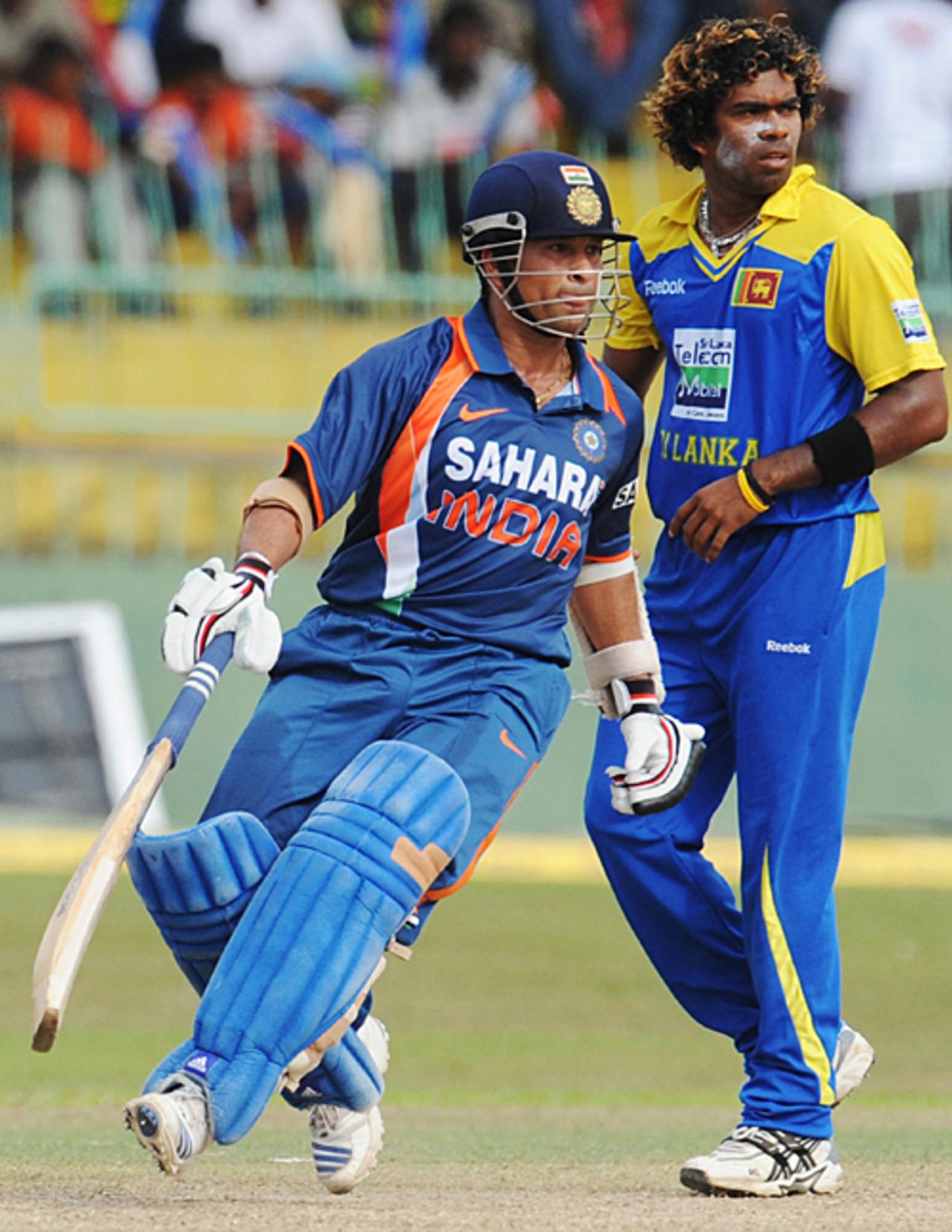 Sachin Tendulkar runs hard between the wickets, Sri Lanka v India, Compaq Cup, final, Colombo, September 14, 2009