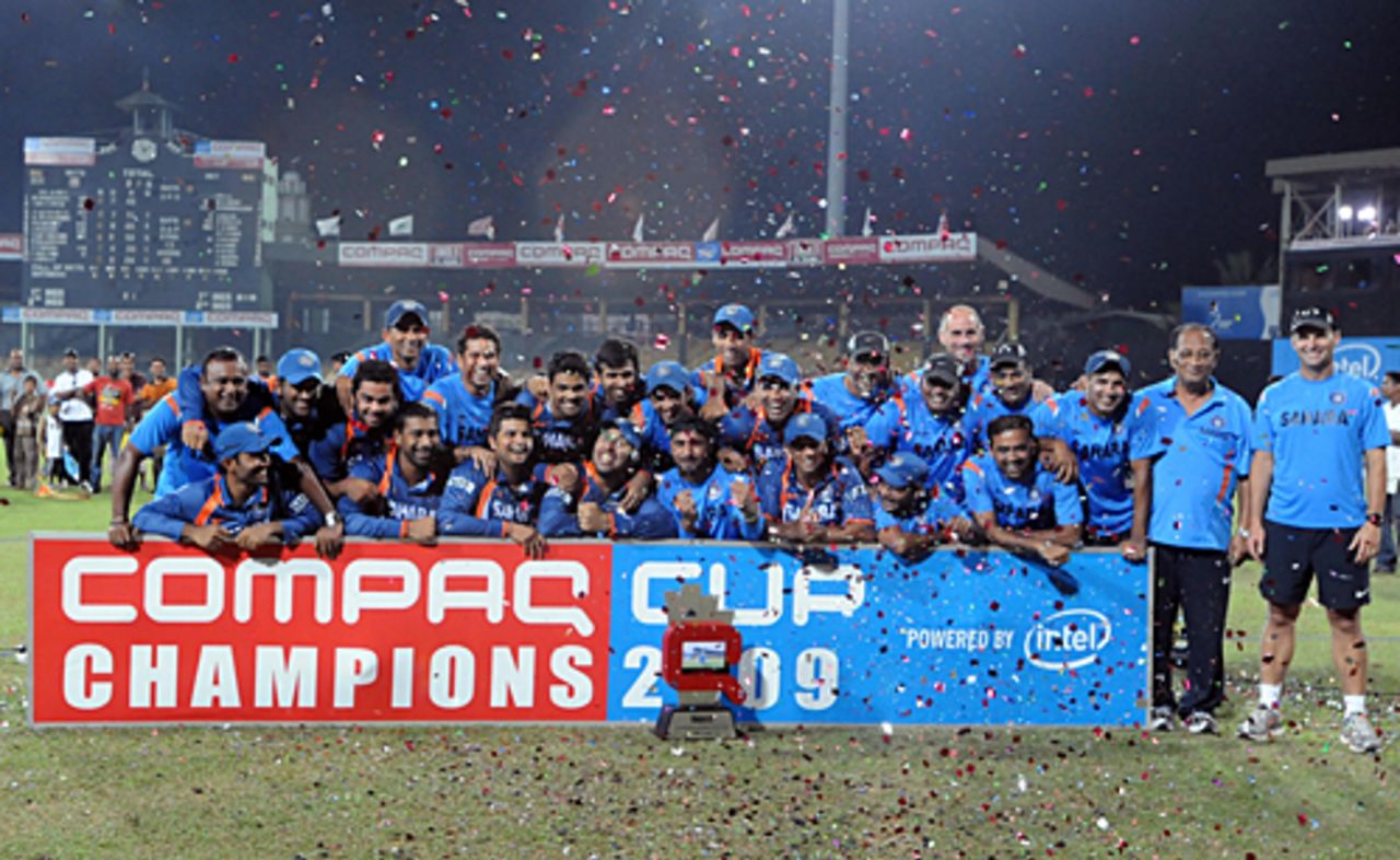 The celebrations begin for India, Sri Lanka v India, Compaq Cup, final, Colombo, September 14, 2009