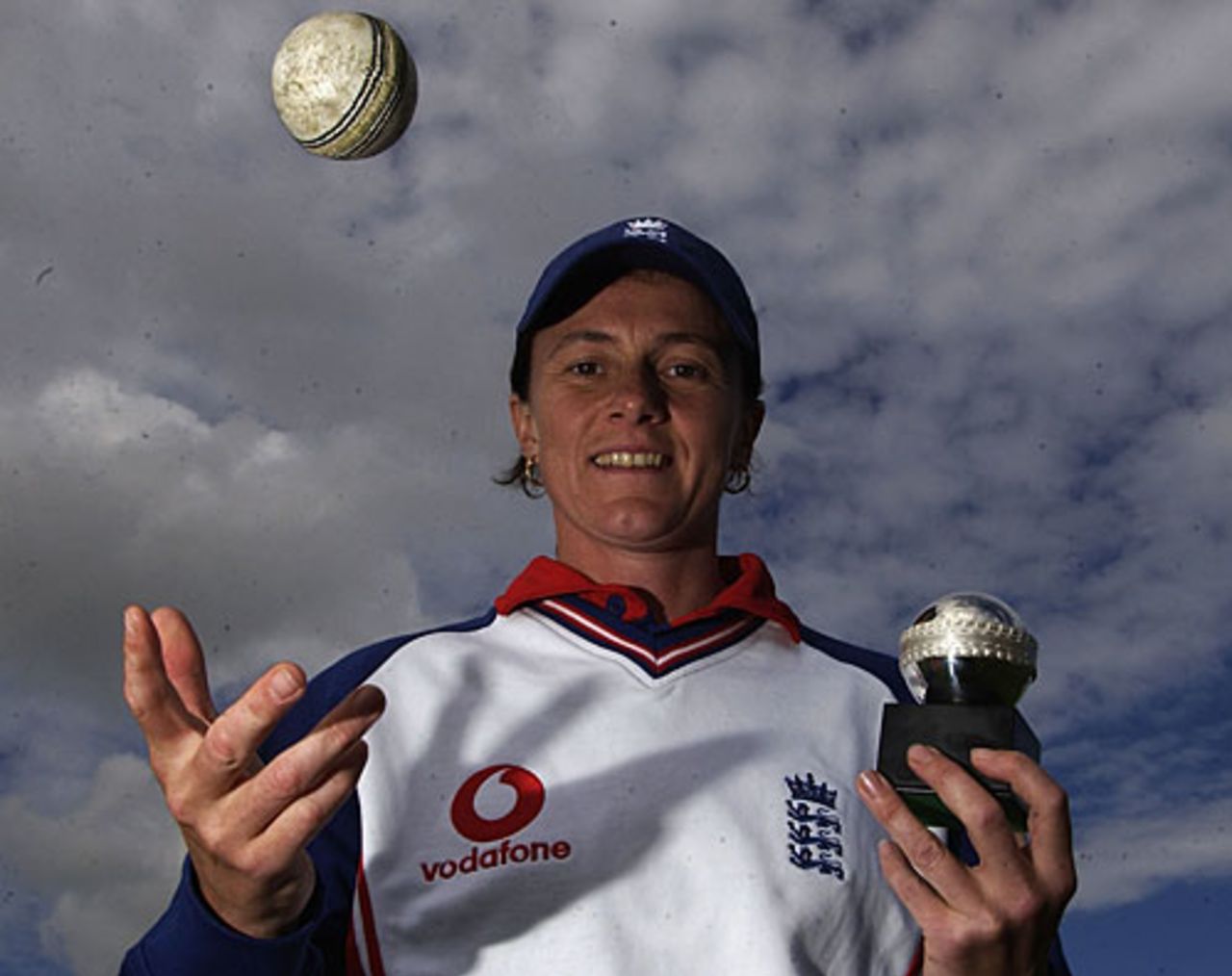 Clare Taylor poses with a trophy after taking her 100th ODI wicket, England v India, 1st ODI, Jersey, July 10, 2002
