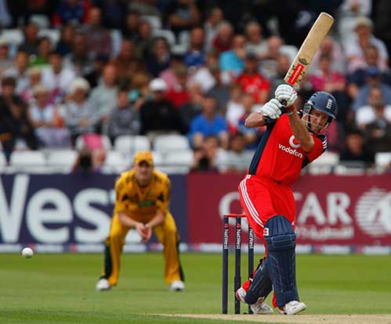 Andrew Strauss continued his impressive form, England v Australia, 5th ODI, Trent Bridge, September 15, 2009