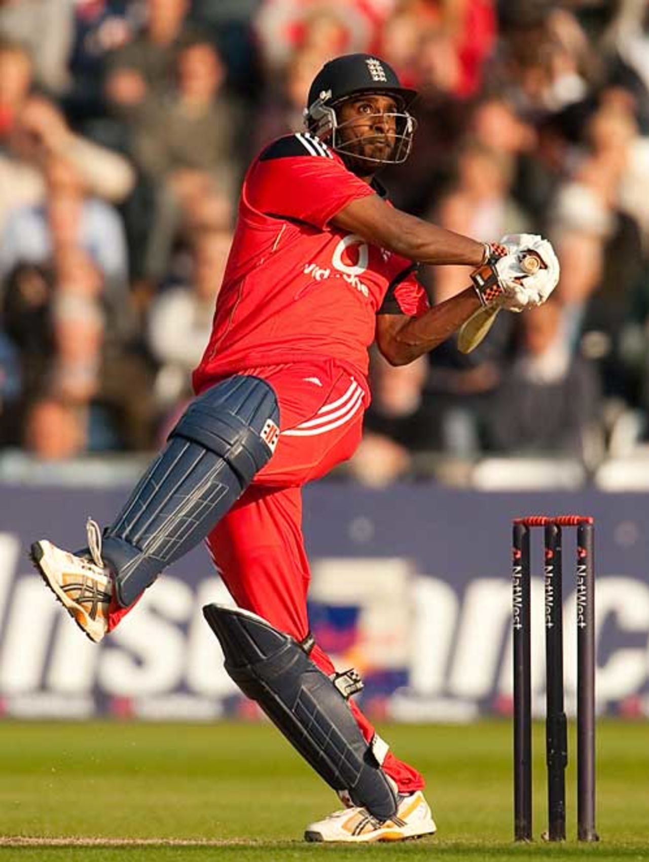 Dimitri Mascarenhas provided some brief impetus for England, England v Australia, 5th ODI, Trent Bridge, September 15, 2009