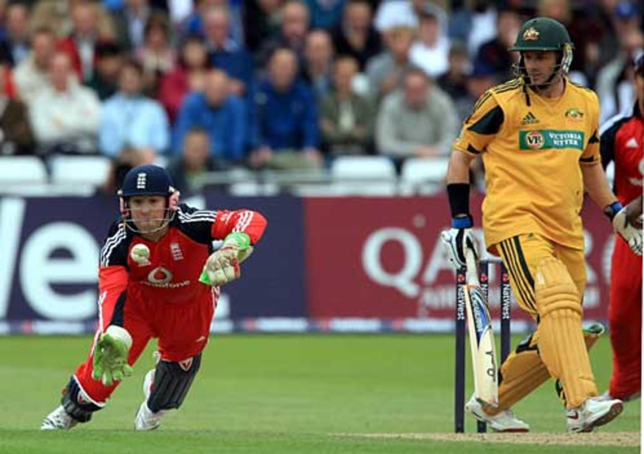 Matt Prior can't quite get underneath an inside edge from Mike Hussey, England v Australia, 6th ODI, Trent Bridge, September 17, 2009