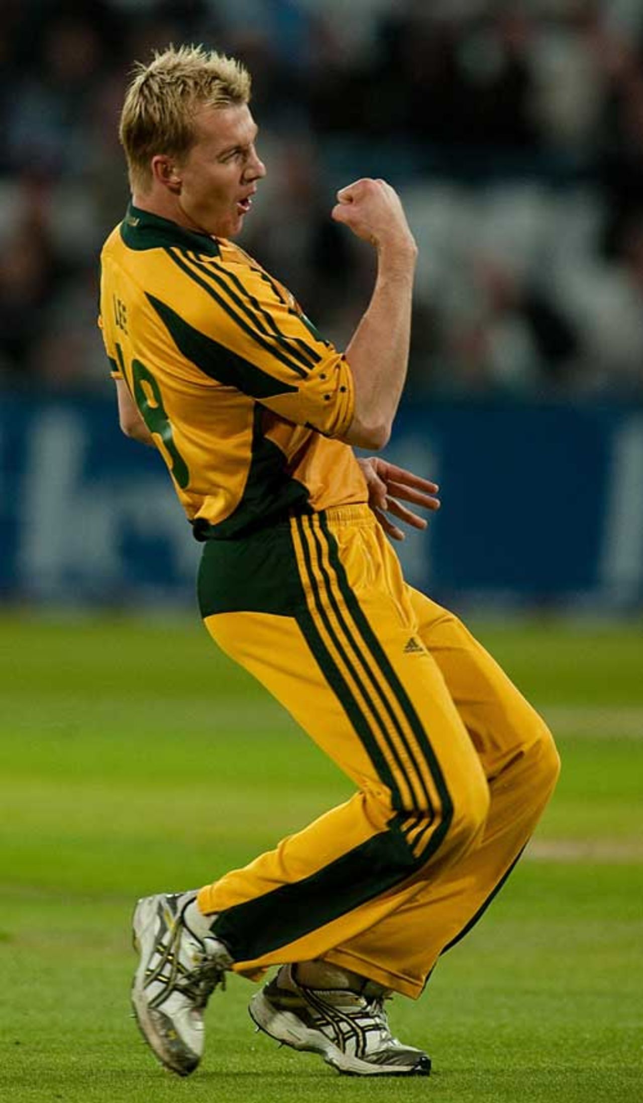 Brett Lee is pumped after removing Andrew Strauss, England v Australia, 6th ODI, Trent Bridge, September 17, 2009
