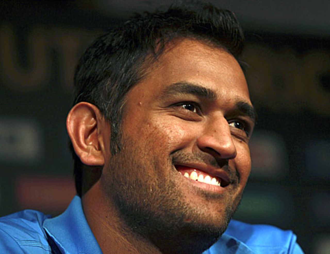 MS Dhoni reacts during a press conference, Johannesburg, September 19, 2009