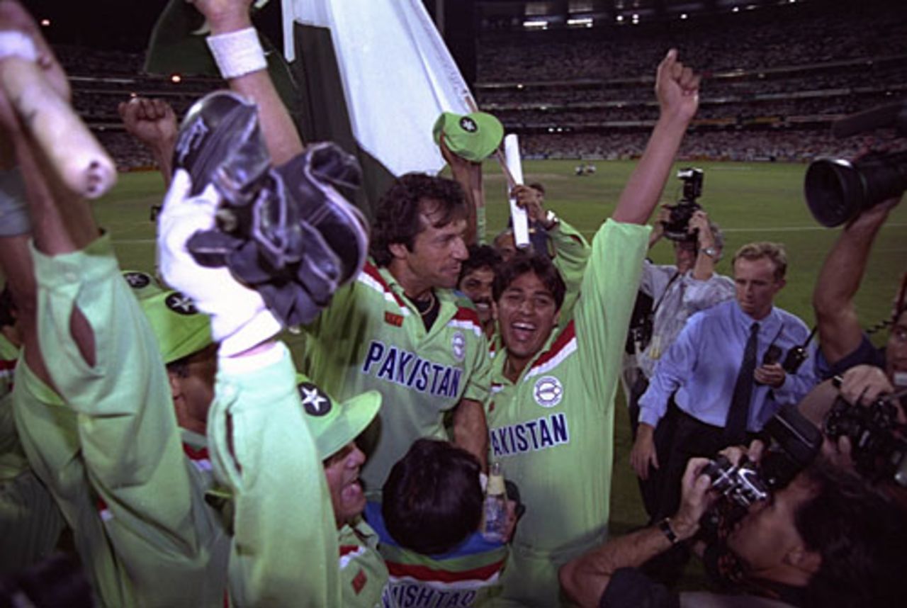 Imran Khan and Inzamam-ul-Haq celebrate the World Cup win, England v Pakistan, World Cup final, MCG, March 25, 1992