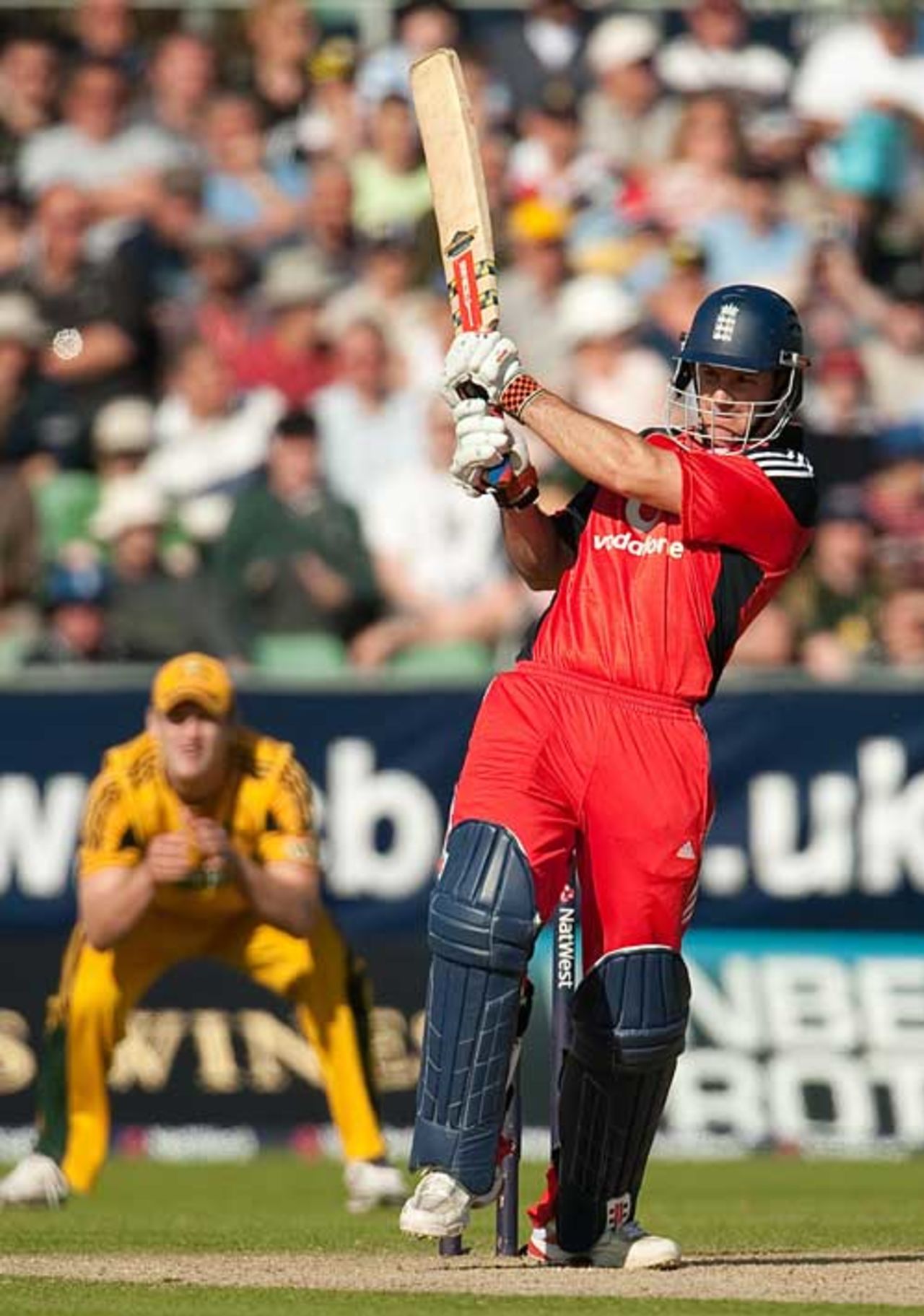 Andrew Strauss continued his consistent form with 47, England v Australia, 7th ODI, Chester-le-Street, September 20, 2009