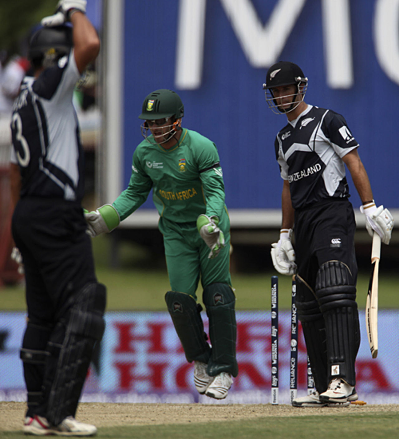 Grant Elliot stays rooted after being bowled by a straighter one, South Africa v New Zealand, Champions Trophy, Group B, Centurion, September 24, 2009