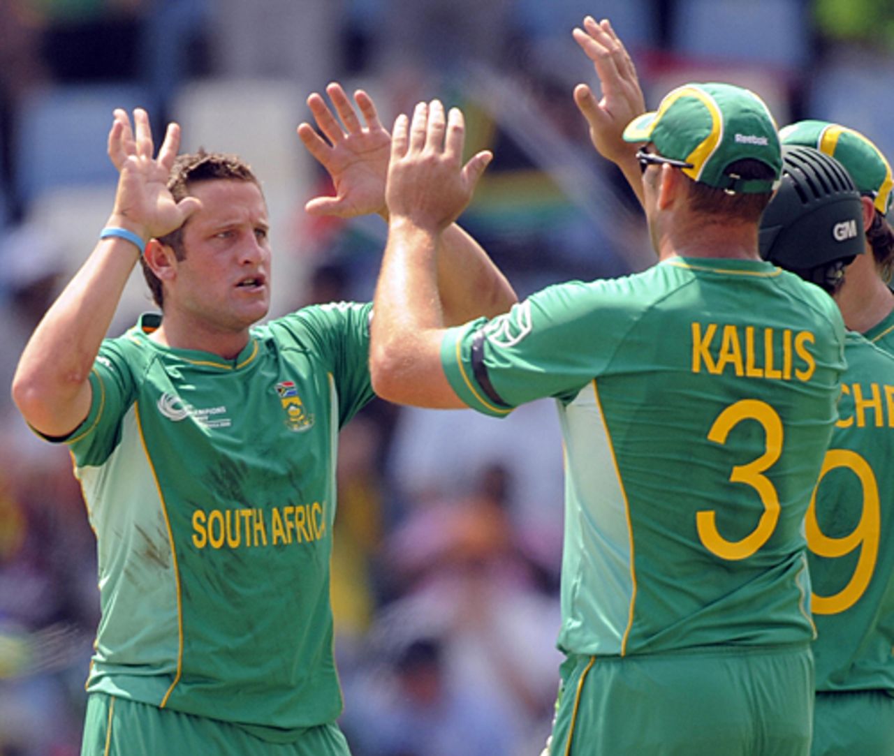 Roelof van der Merwe chipped in with 2 for 35, South Africa v New Zealand, Champions Trophy, Group B, Centurion, September 24, 2009