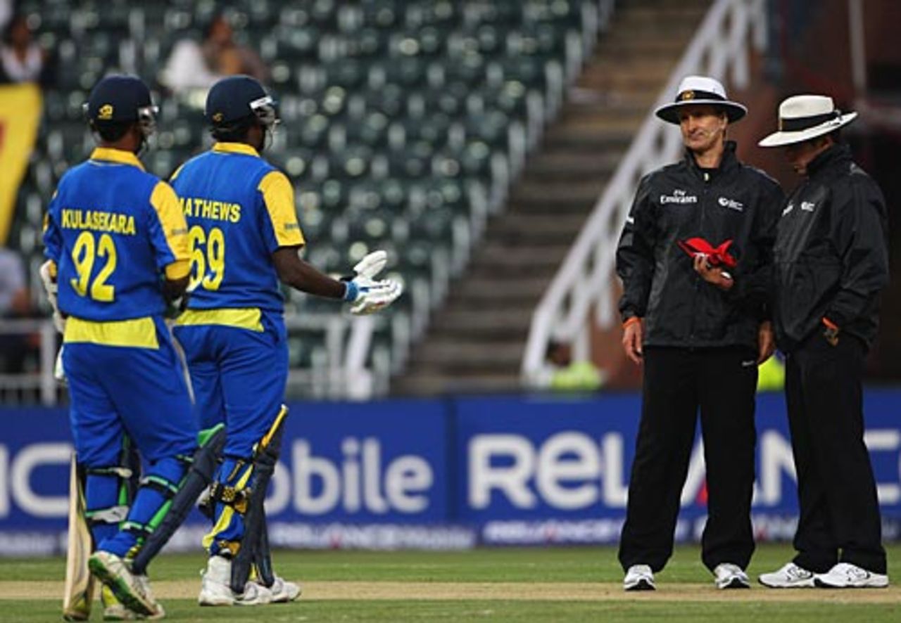 Angelo Mathews protests after he is run out, England v Sri Lanka, ICC Champions Trophy, Group B, Johannesburg, September 25, 2009
