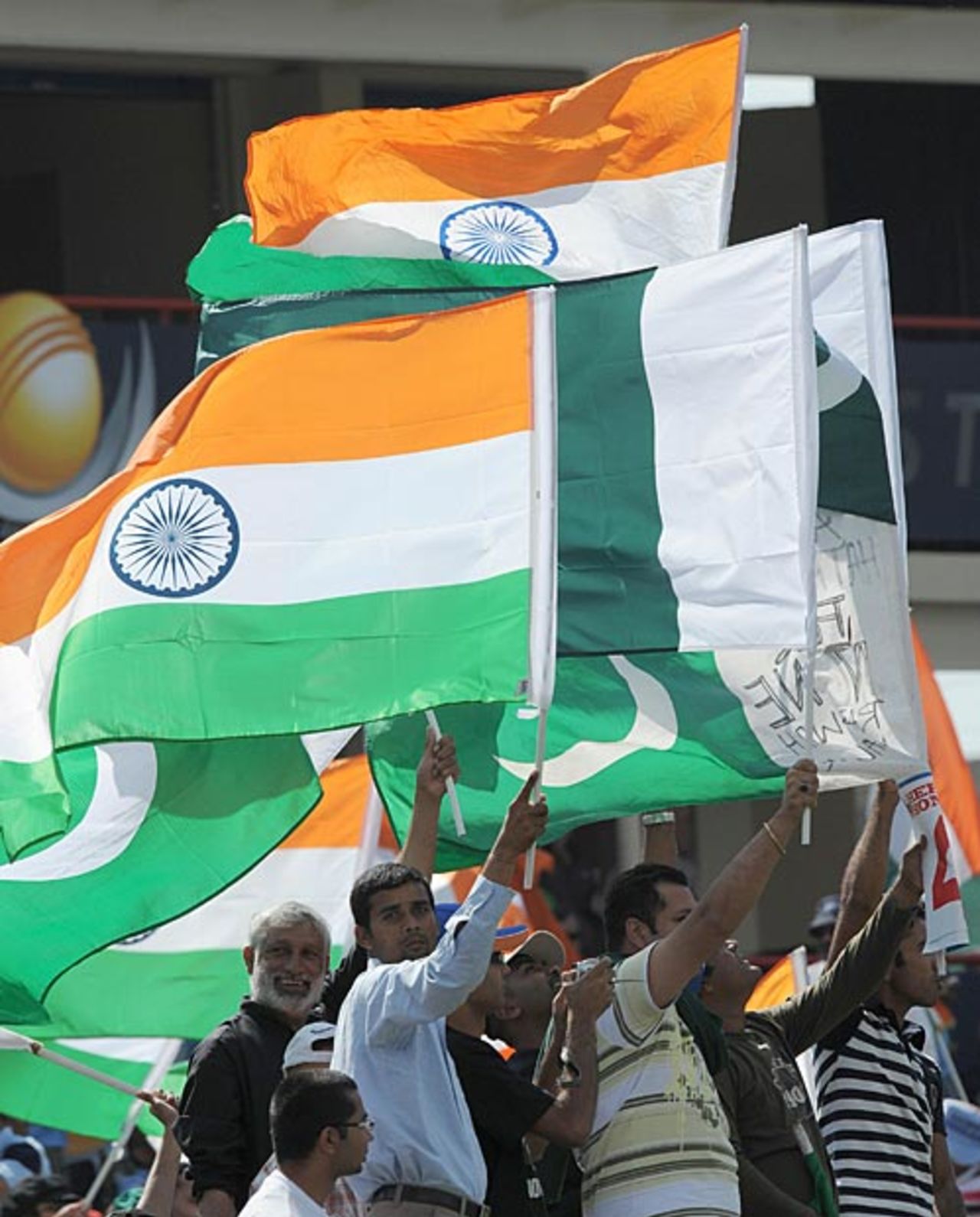India's fans make their presence felt, India v Pakistan, Champions Trophy, Group A, Centurion, September 26, 2009