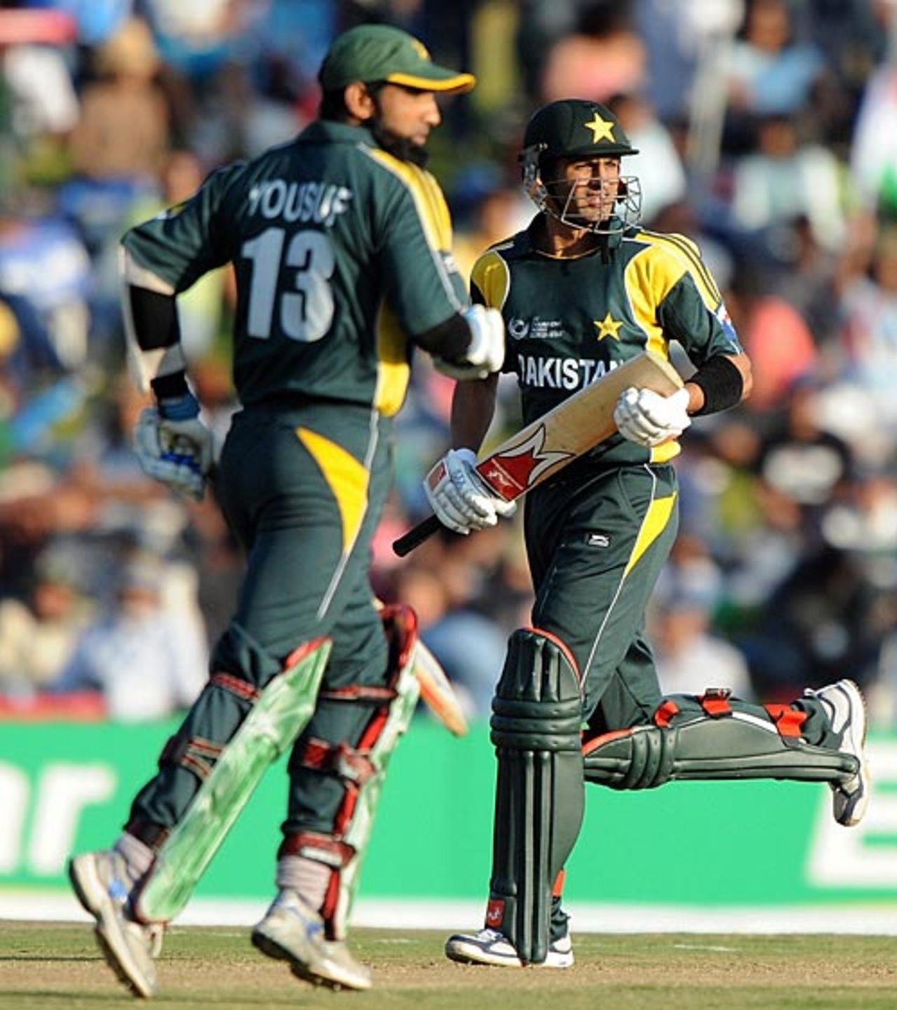 Mohammad Yousuf and Shoaib Malik added 206 for the fourth wicket, India v Pakistan, Champions Trophy, Group A, Centurion, September 26, 2009