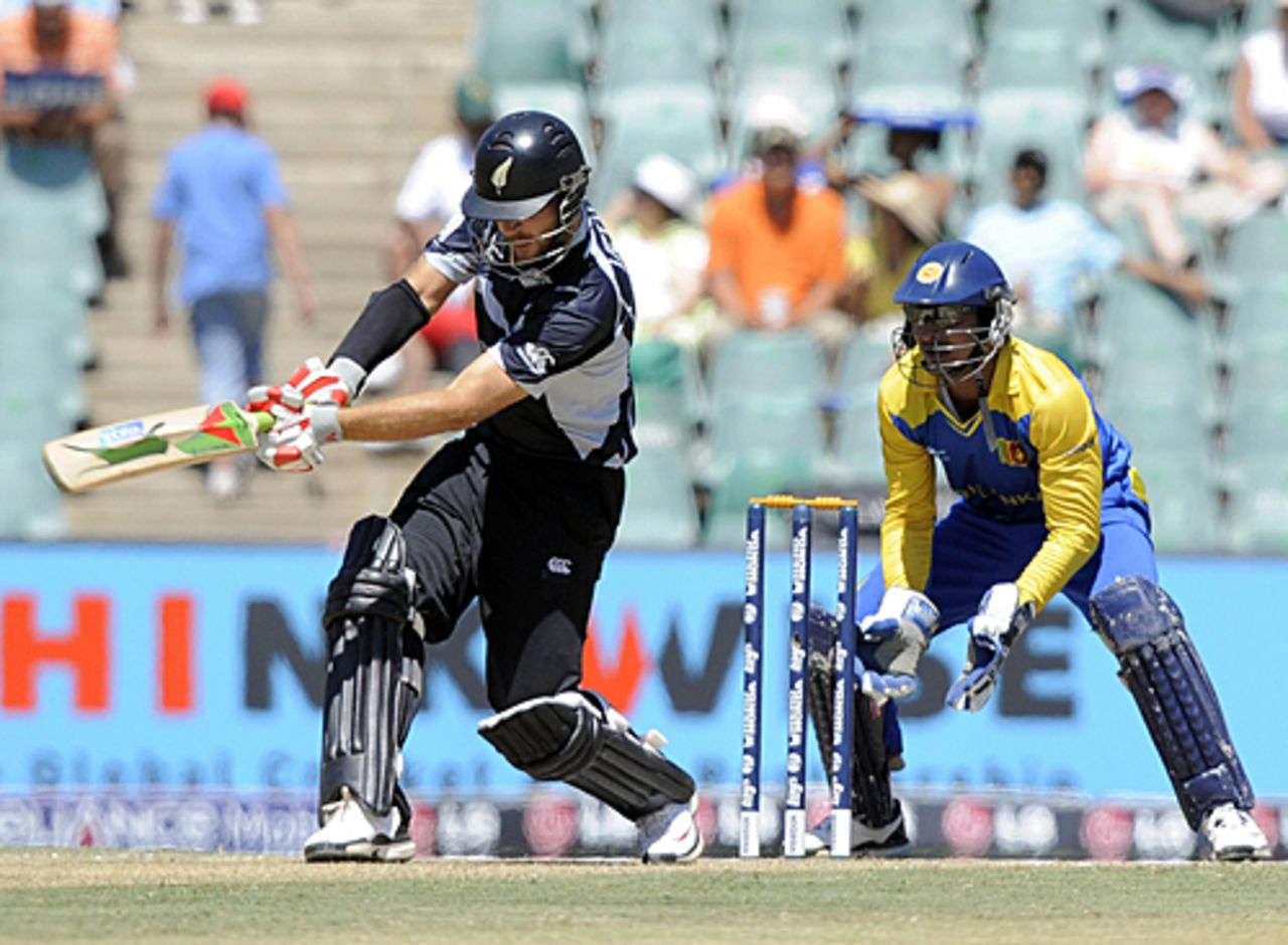 Daniel Vettori goes on the attack, New Zealand v Sri Lanka, ICC Champions Trophy, Group B, Johannesburg, September 27, 2009