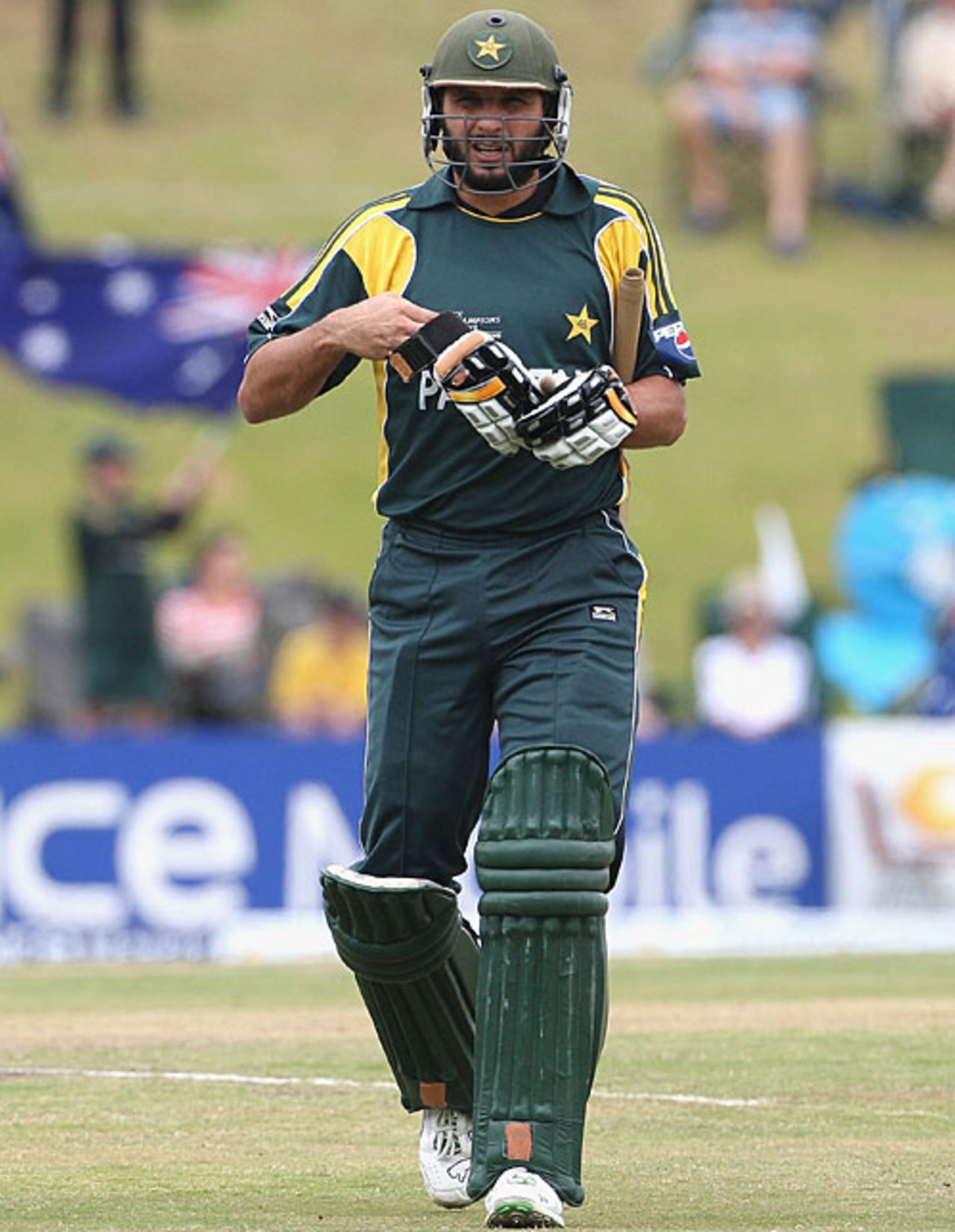 Shahid Afridi walks back after being dismissed for 15, Australia v Pakistan, ICC Champions Trophy, Group A, Centurion, September 30, 2009