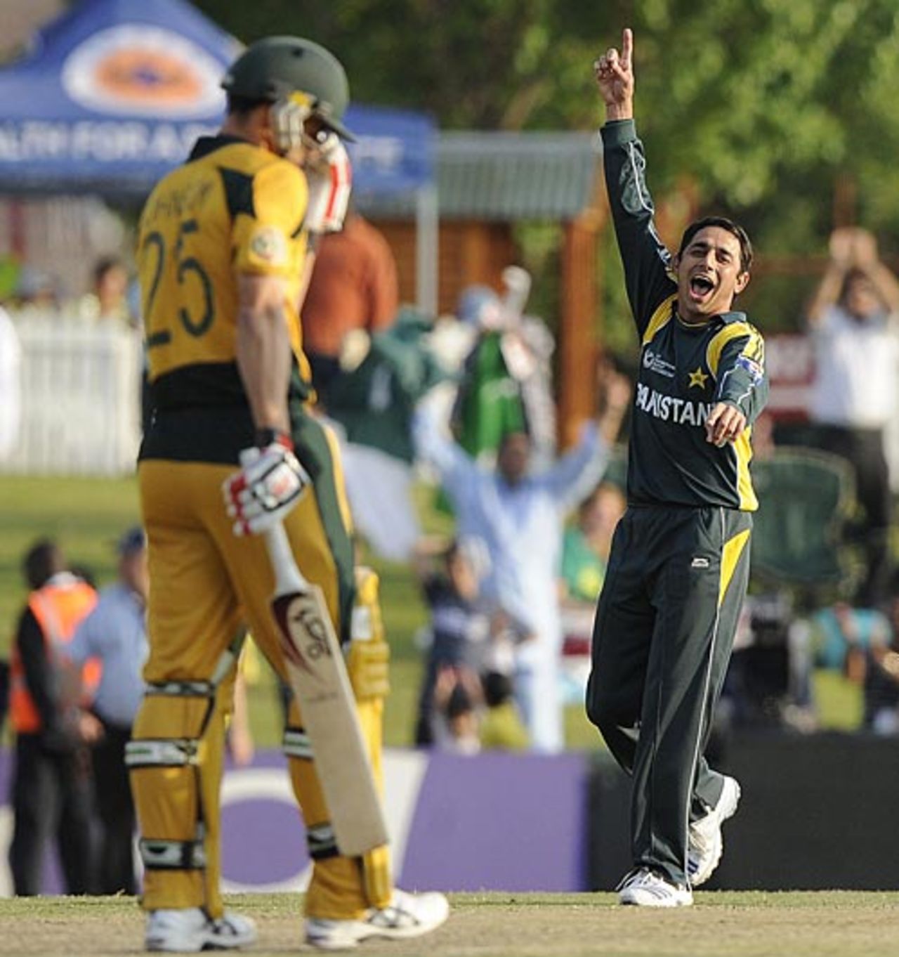 Saeed Ajmal dismissed Mitchell Johnson, Australia v Pakistan, ICC Champions Trophy, Group A, Centurion, September 30, 2009