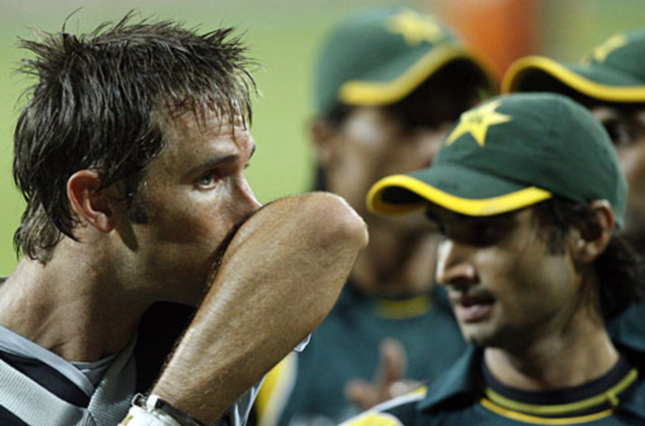 Grant Elliott's umbeaten 75 took New Zealand to the final, New Zealand v Pakistan, ICC Champions Trophy, 2nd semi-final, Johannesburg, October 3, 2009