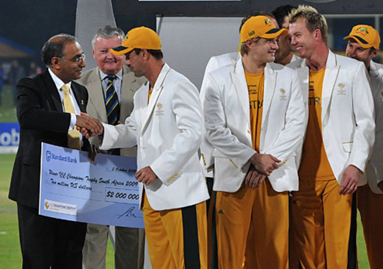 Haroon Lorgat congratulates Ricky Ponting on the win as Shane Watson and Brett Lee wait in line, Australia v New Zealand, ICC Champions Trophy final, Centurion, October 5, 2009