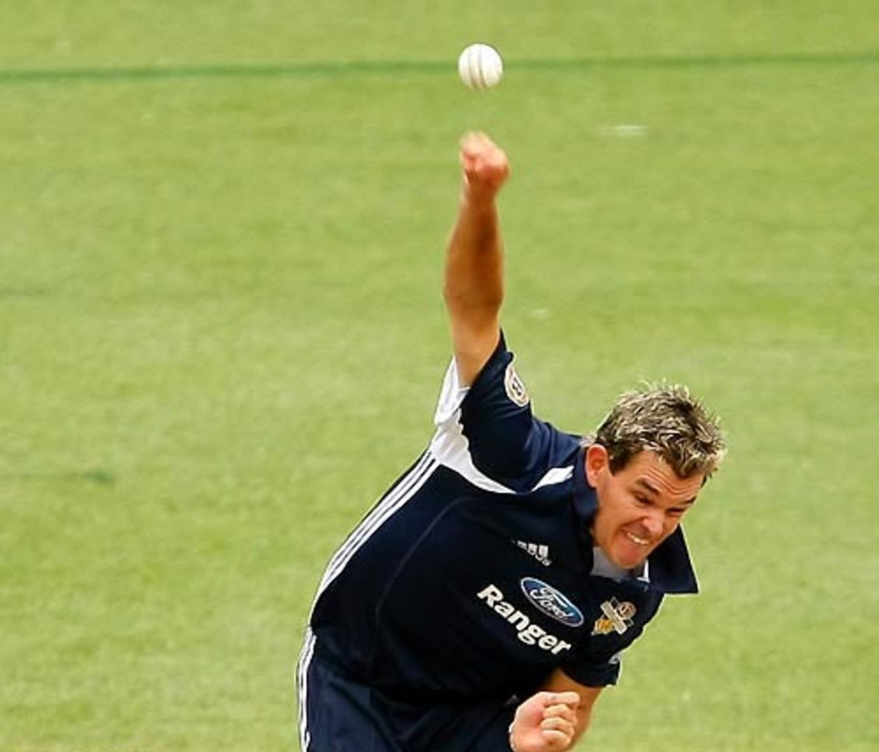 Clint McKay took 3 for 42 for Victoria, Victoria v Queensland, FR Cup, MCG, February 6, 2008
