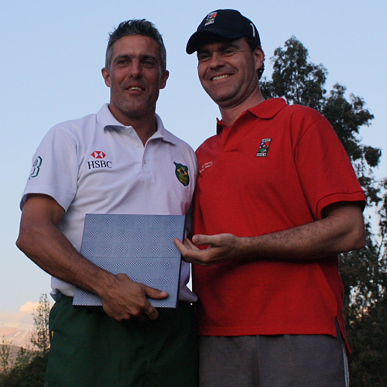 Matthew Featherstone (l) is named Most Valuable Player of the tournament, WCL Americas Division 3 tournament, Santiago, October 13, 2009