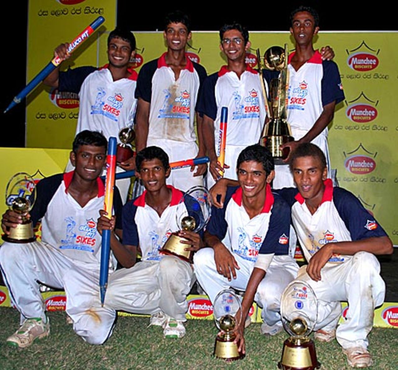 St. Joseph's College pose with the winners' trophy, Glucofit Cricket Sixes, Colombo, October 18, 2009