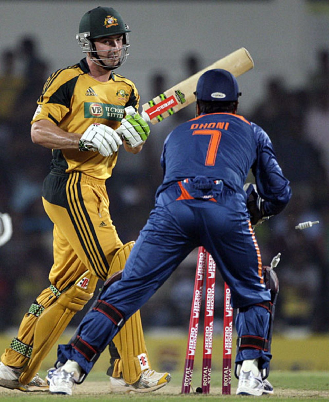 Shaun Marsh is stumped off Ravindra Jadeja, India v Australia, 2nd ODI, Nagpur, October 28, 2009