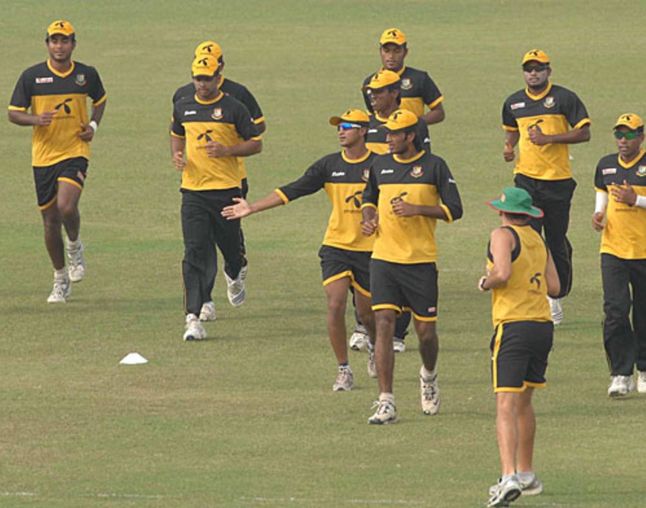 The Bangladesh team warm up, Chittagong, November 4, 2009