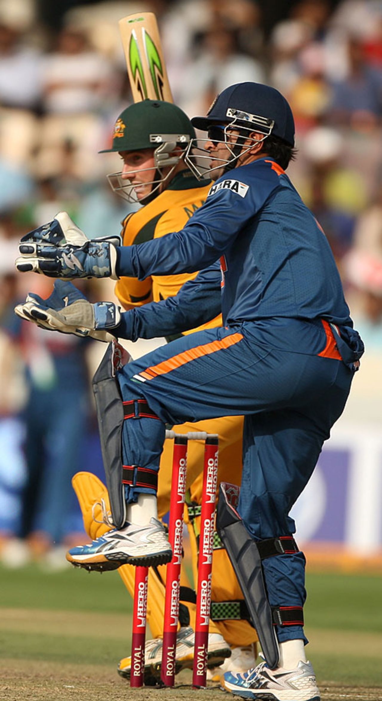 Shaun Marsh guides it past the vacant slip cordon, India v Australia, 5th ODI, Hyderabad, November 5, 2009