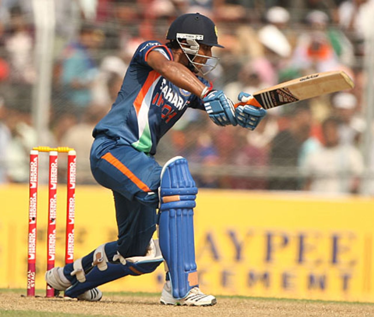 Ravindra Jadeja punches it through the off side, India v Australia, 6th ODI, Guwahati, November 8, 2009