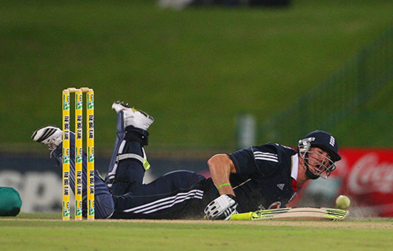 Kevin Pietersen never got going during a torturous 17-ball 4, England XI, South Africa A v England XI, Potchefstroom, Nov 17, 2009