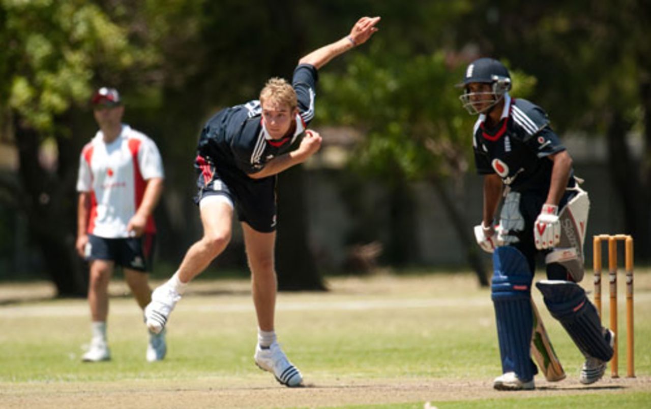 Stuart Broad is back to full fitness ahead of the third ODI on Friday at Newlands, Cape Town, November 25, 2009