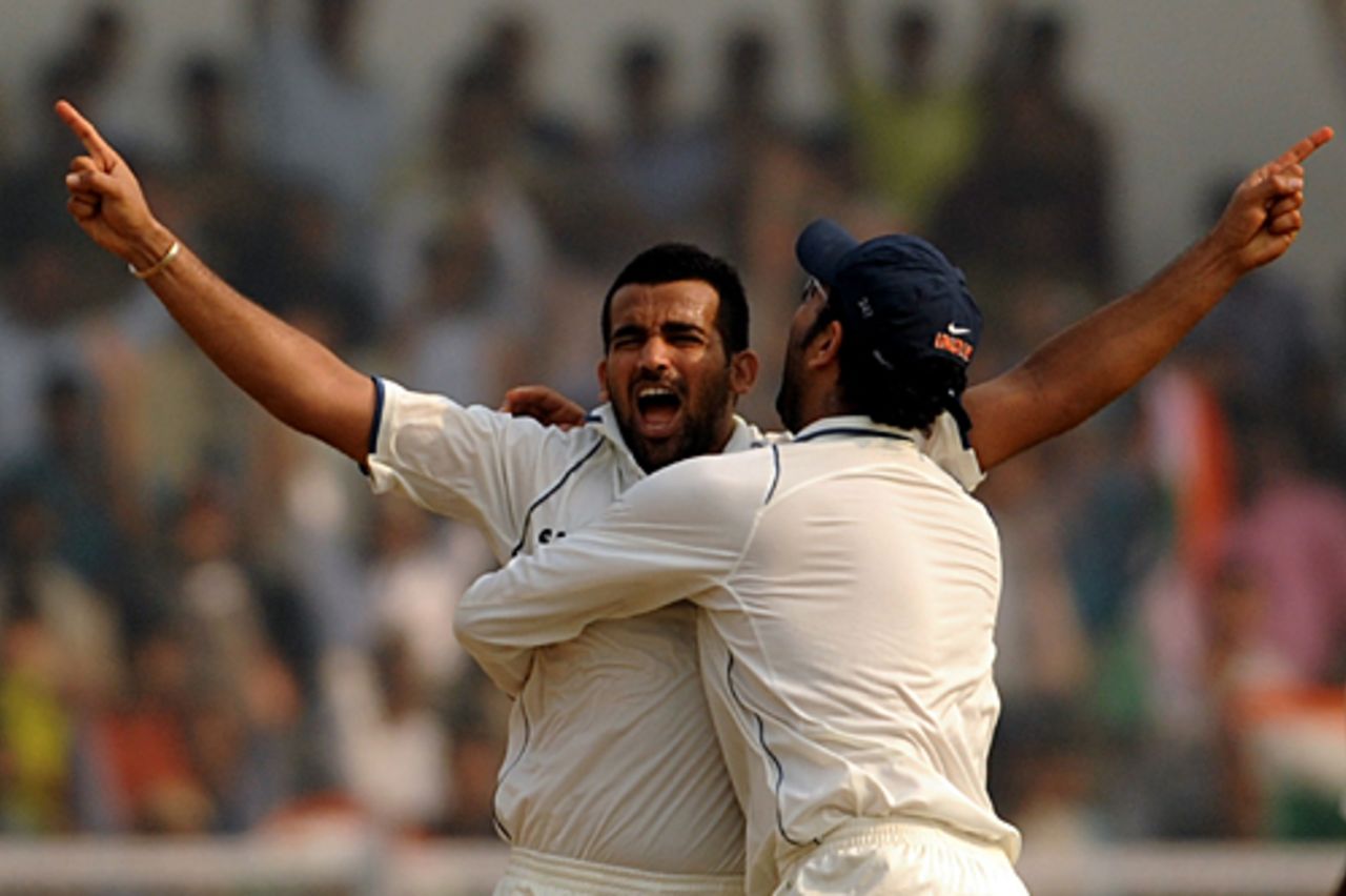Zaheer Khan celebrates bowling India to victory, India v Sri Lanka, 3rd Test, Mumbai, 5th day, December 6, 2009