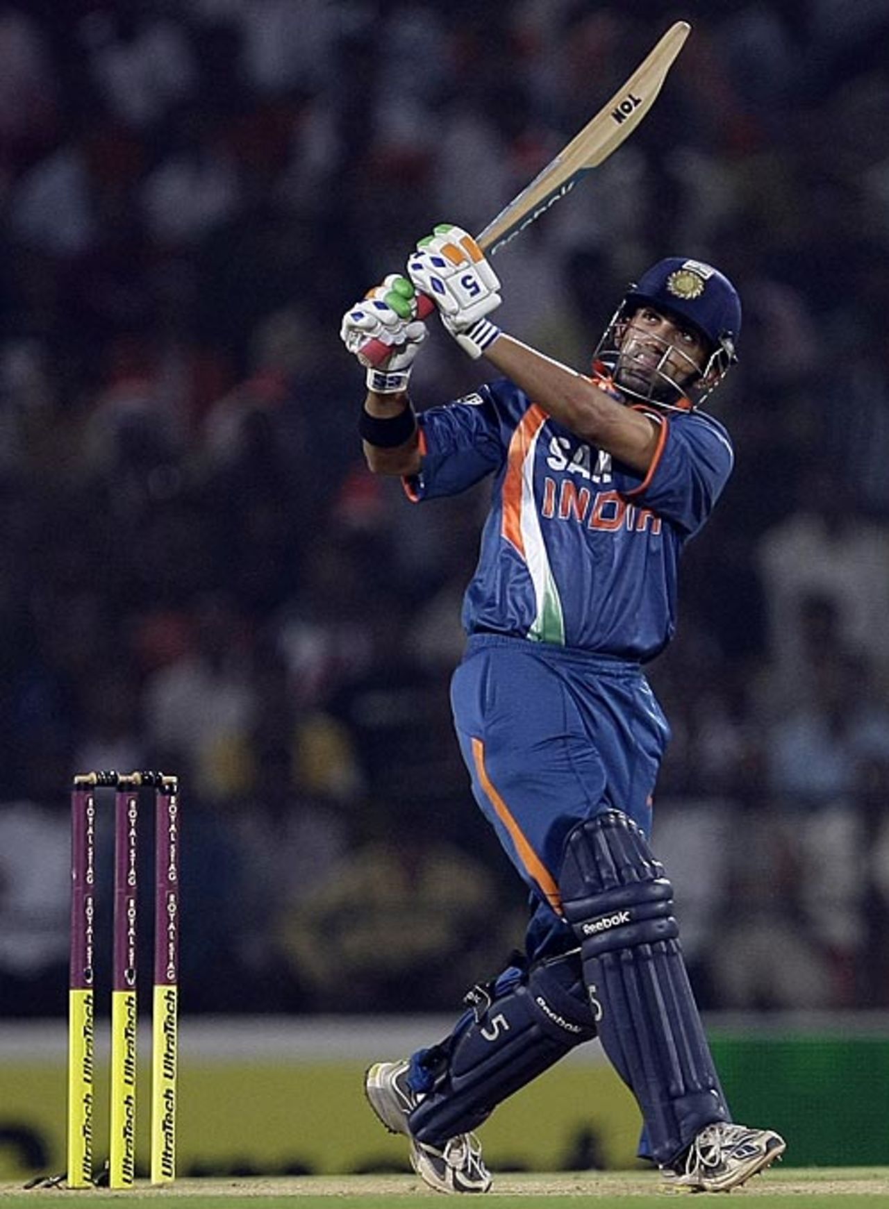 Gautam Gambhir scored fifty off 19 balls, India v Sri Lanka, 1st Twenty20, Nagpur, December 9, 2009