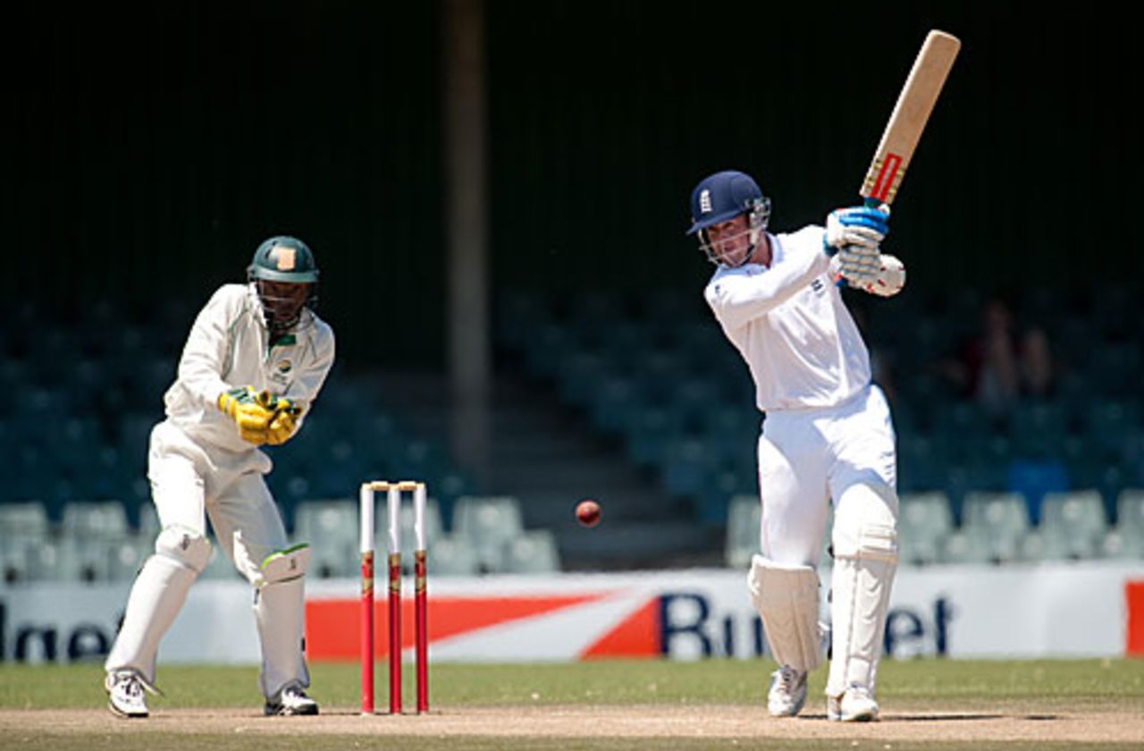 Graeme Swann struck a flurry of boundaries to set up a declaration, South African Invitational XI v England XI at East London, December 10, 2009