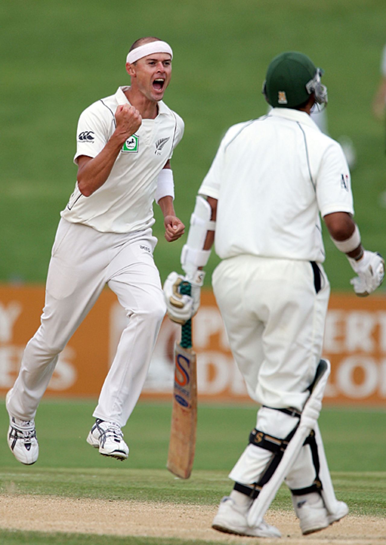 Faisal Iqbal fell to Chris Martin for a laboured 67, New Zealand v Pakistan, 3rd Test, Napier, 4th day, December 14, 2009