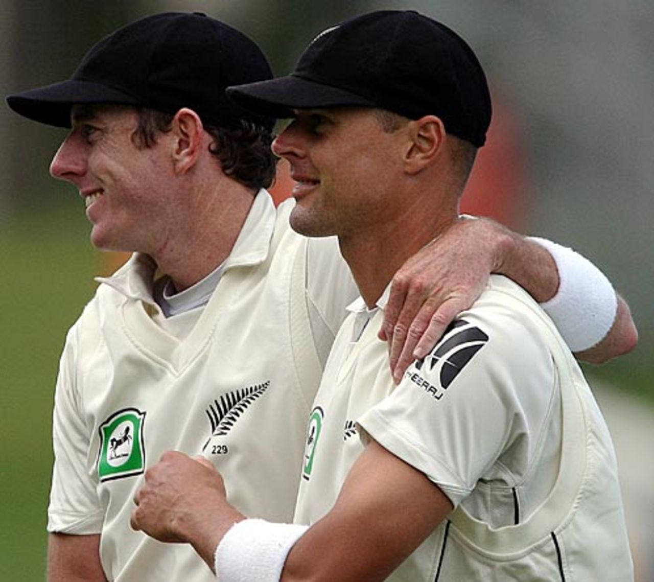 Iain O'Brien and Chris Martin, New Zealand v Pakistan, 3rd Test, Napier, 5th day, December 15, 2009
