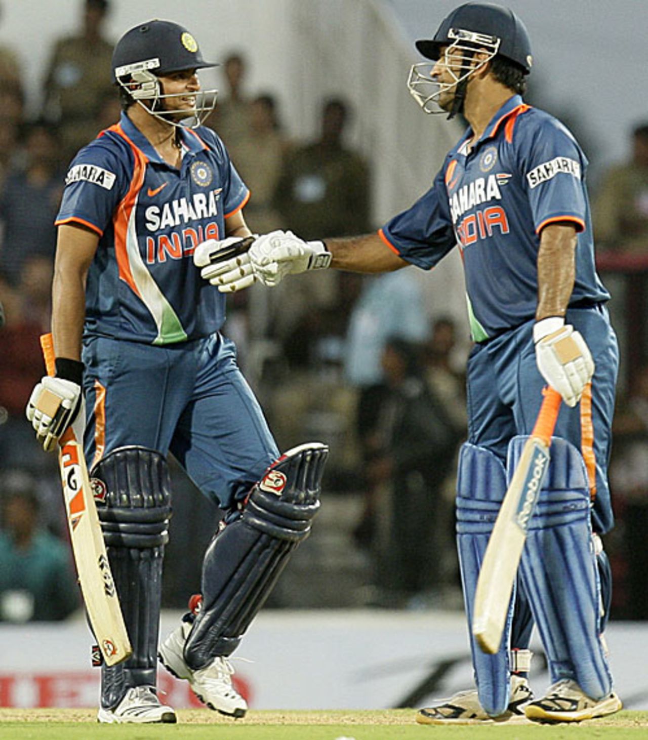 Suresh Raina and MS Dhoni added 126 for the fifth wicket, India v Sri Lanka, 2nd ODI, Nagpur, December 18, 2009