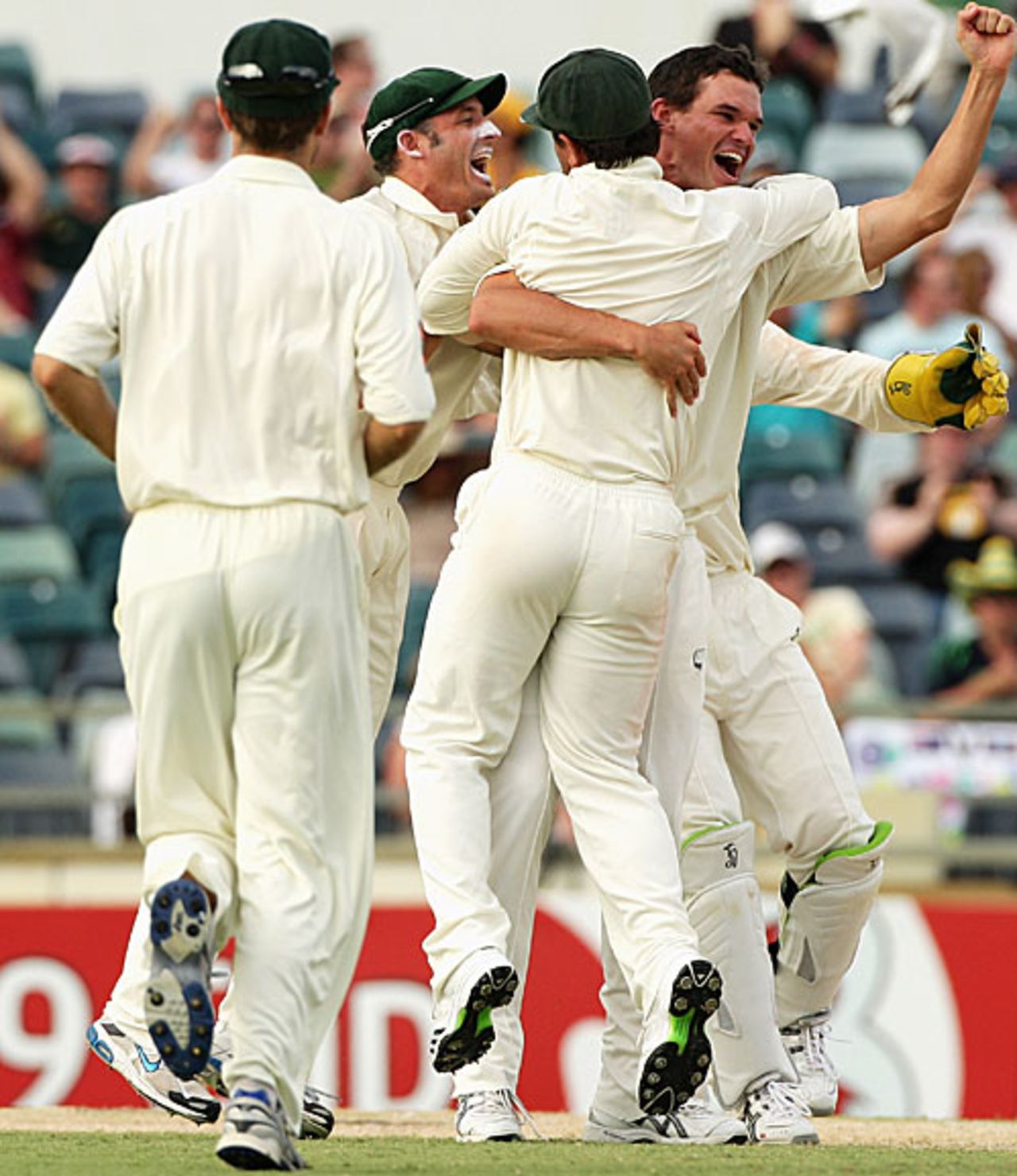 Clint McKay celebrates before UDRS declares Denesh Ramdin is not out, Australia v West Indies, 3rd Test, Perth, 4th day, December 19, 2009