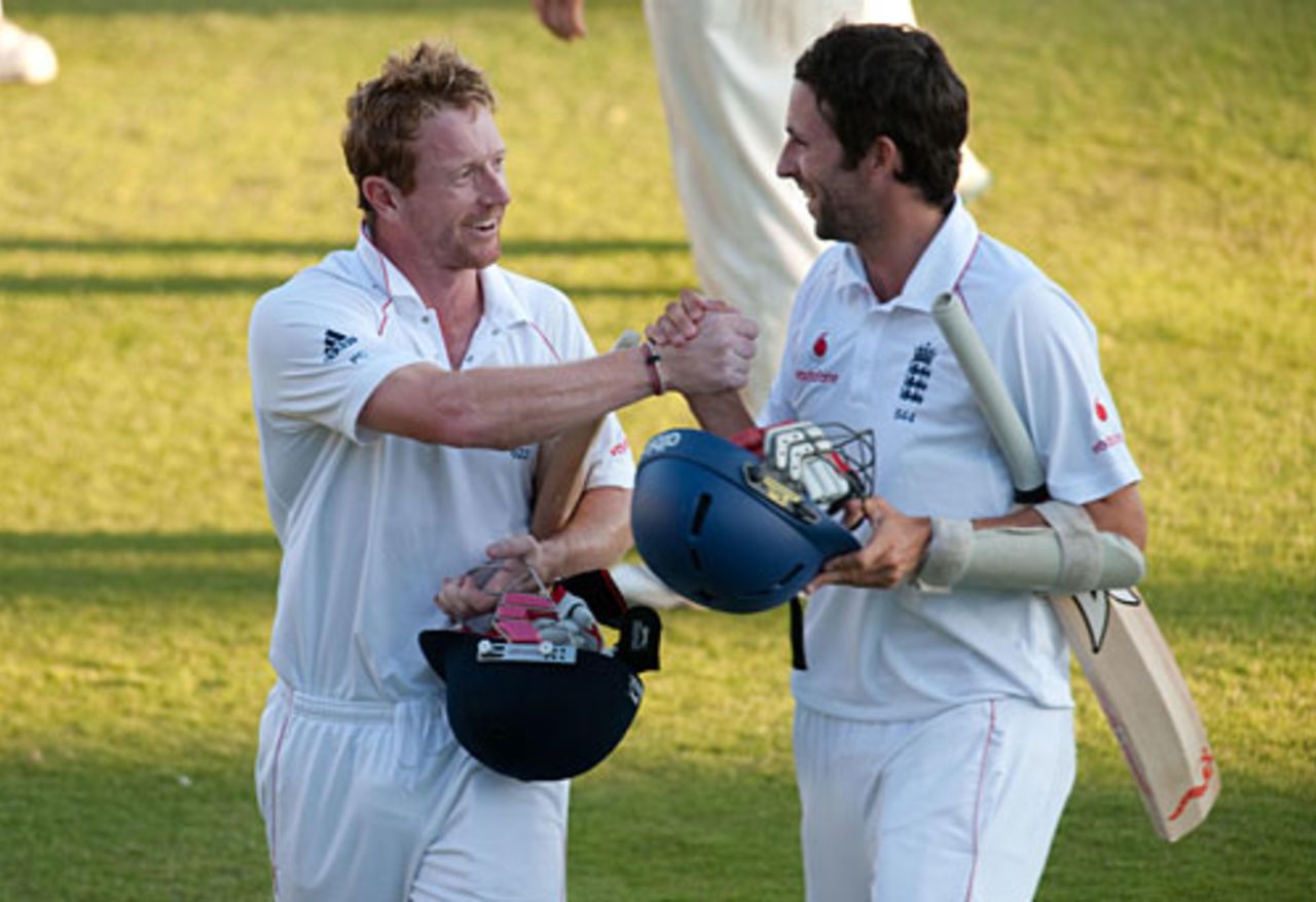 Paul Collingwood and Graham Onions survived 19 balls to deny South Africa at Centurion, South Africa v England, 1st Test, Centurion, 5th day, December 20, 2009