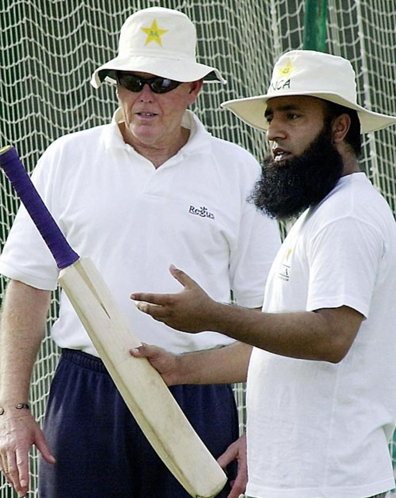Barry Richards and Saeed Anwar at the nets, Lahore, July 7, 2004