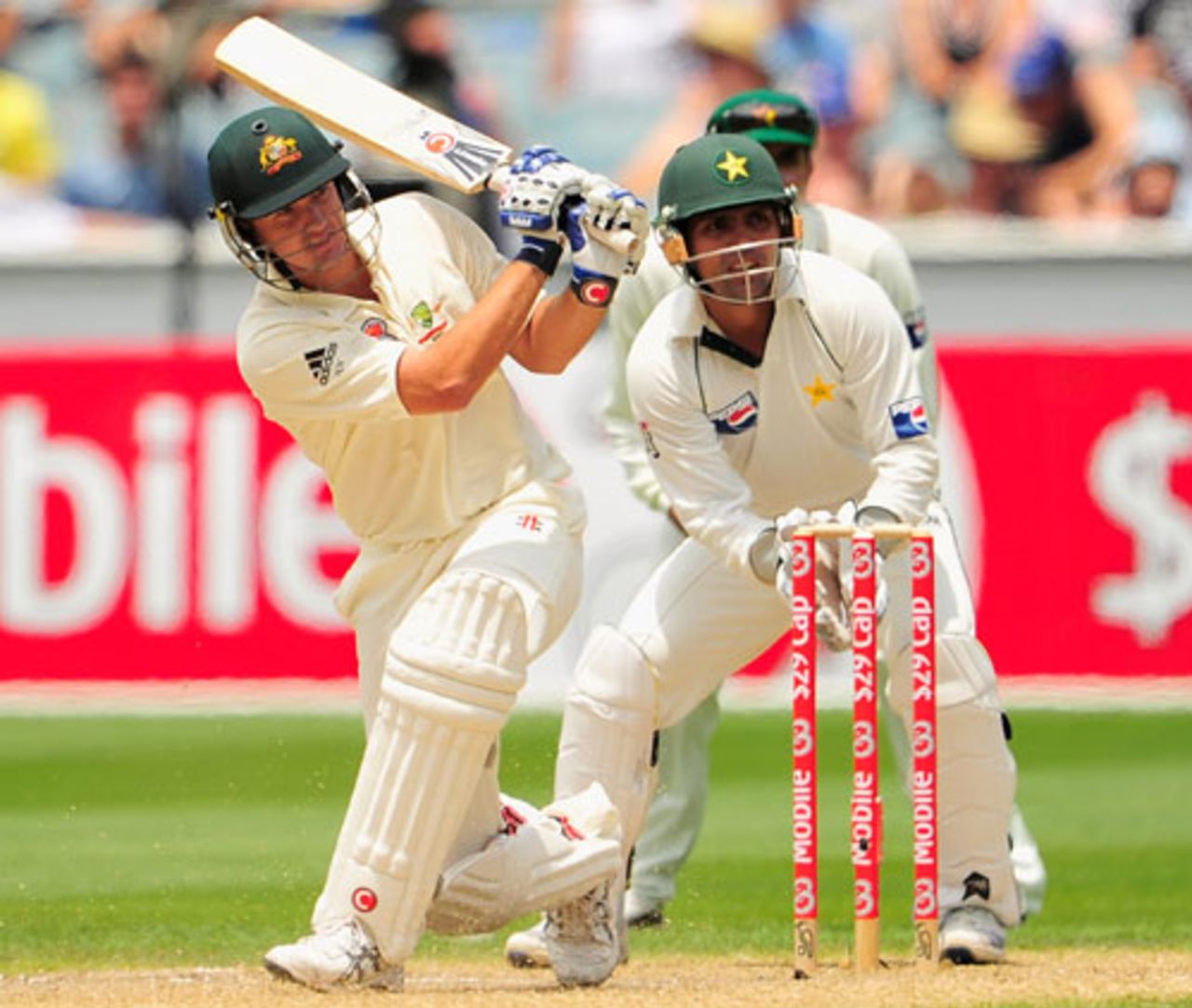 Nathan Hauritz posted a career-best 75, Australia v Pakistan, 1st Test, Melbourne, December 27, 2009