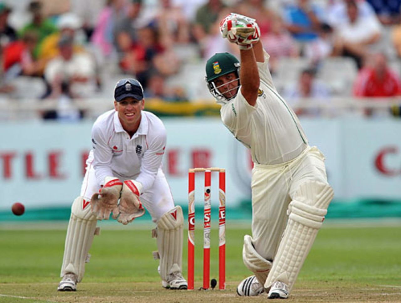 Jacques Kallis was patient but punished anything on offer, South Africa v England, 3rd Test, Cape Town, January 3, 2010