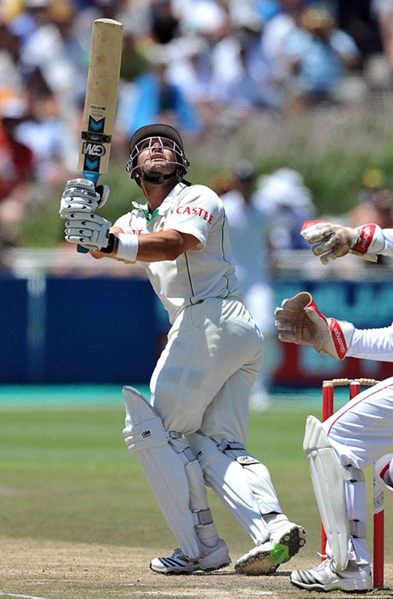 Mark Boucher sweeps and is caught off a top-edge, South Africa v England, 3rd Test, Cape Town, January 6, 2010