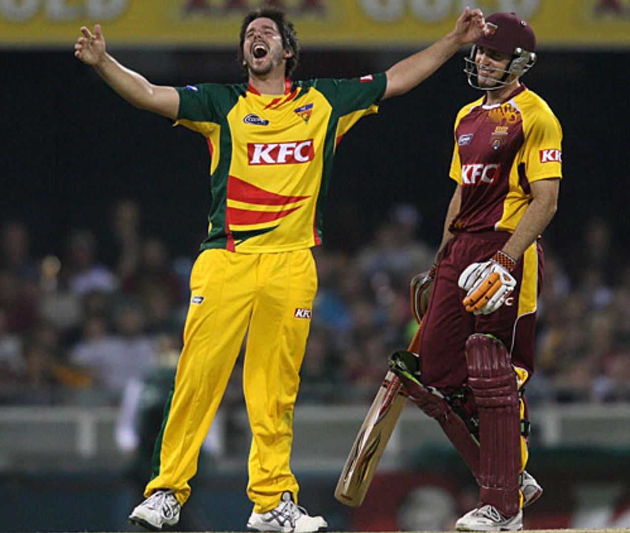 Brett Geeves celebrates his hat-trick, Queensland v Tasmania, Twenty20 Big Bash, Brisbane, January 8, 2010
