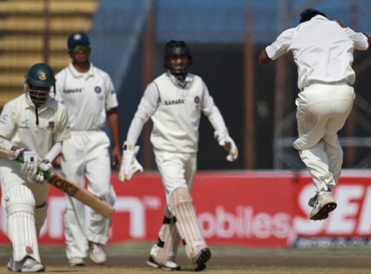 Amit Mishra is cock-a-hoop after getting Shakib Al Hasan's wicket, Bangladesh v India, 1st Test, Chittagong, 5th day, January 21, 2010 