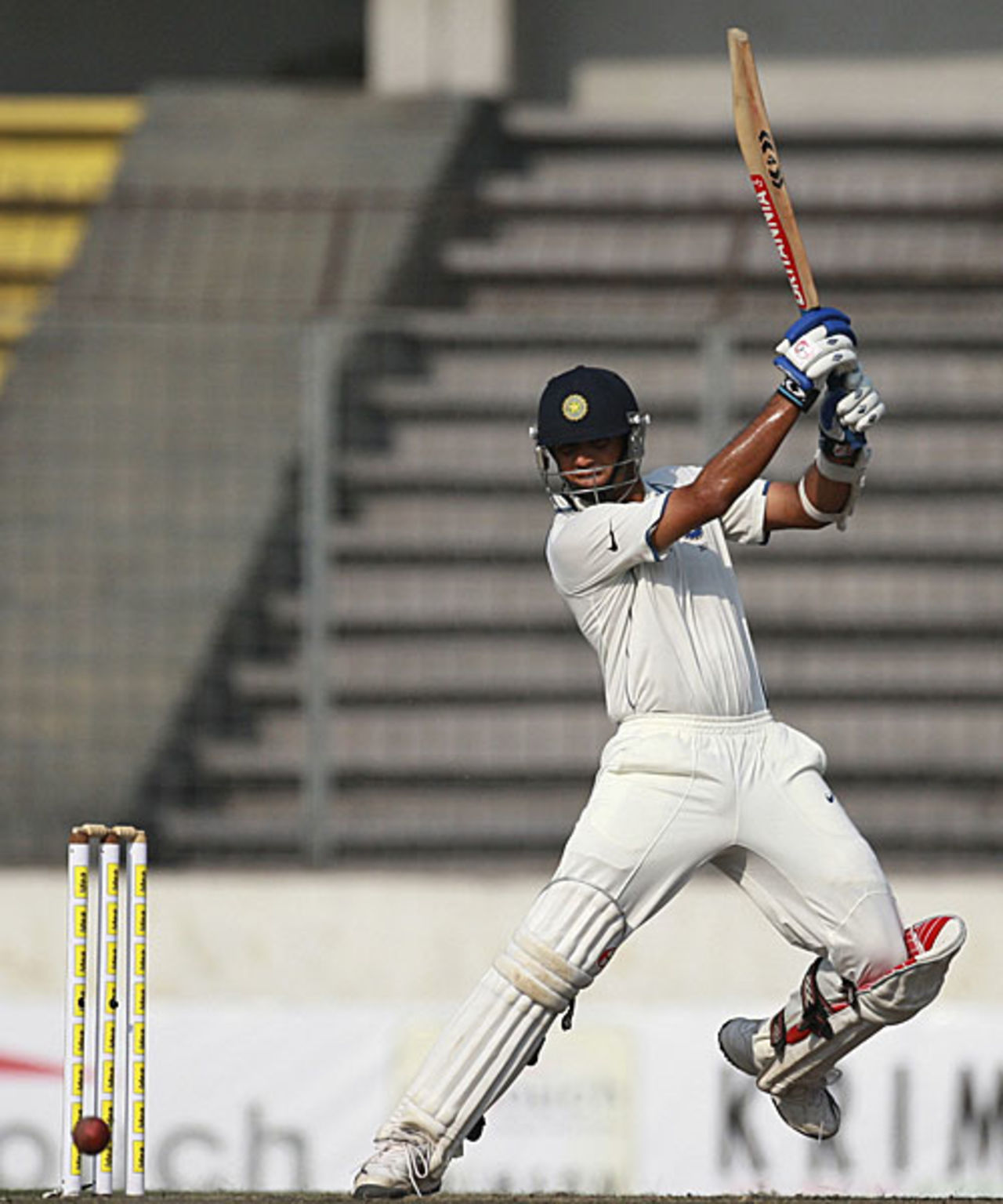 Rahul Dravid cuts in typical fashion during his century, Bangladesh v India, 2nd Test, Mirpur, 2nd day, January 25, 2010